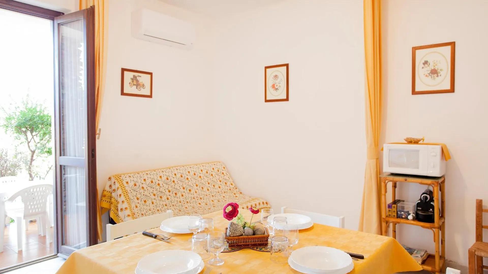 Free Parking & Wi-Fi - 10 Min Dal Mare Villa Villasimius Italy